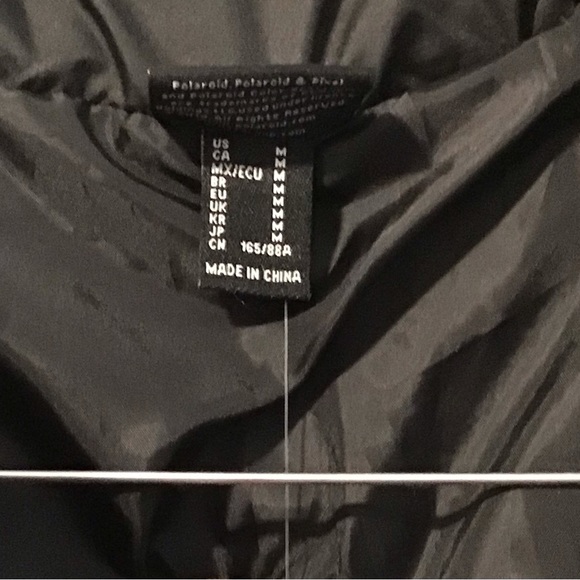 Puffer Jacket Size M Preowned - Picture 3 of 4